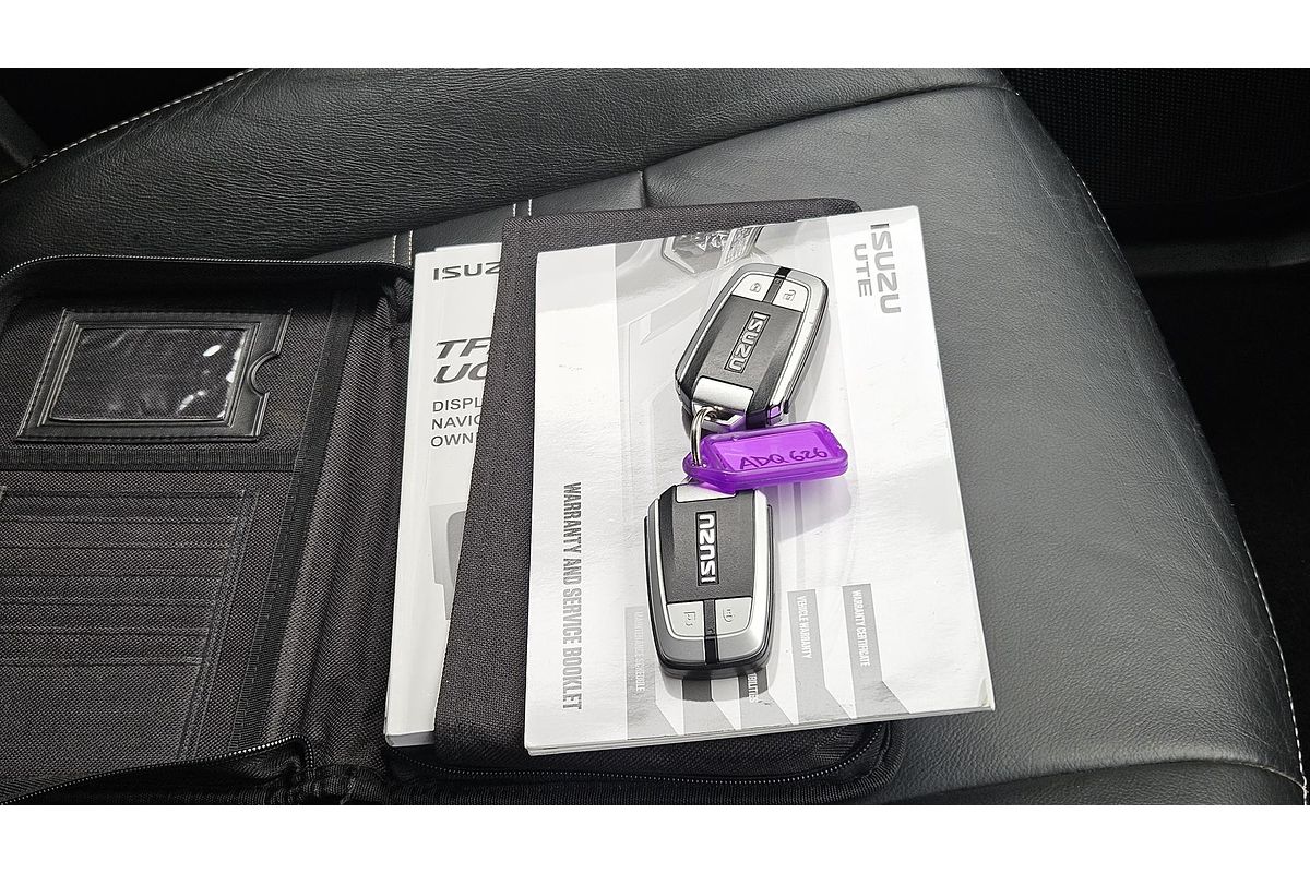 2017 Isuzu MU-X LS-T