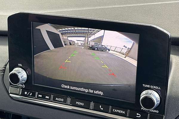 2024 Mitsubishi Outlander ES ZM