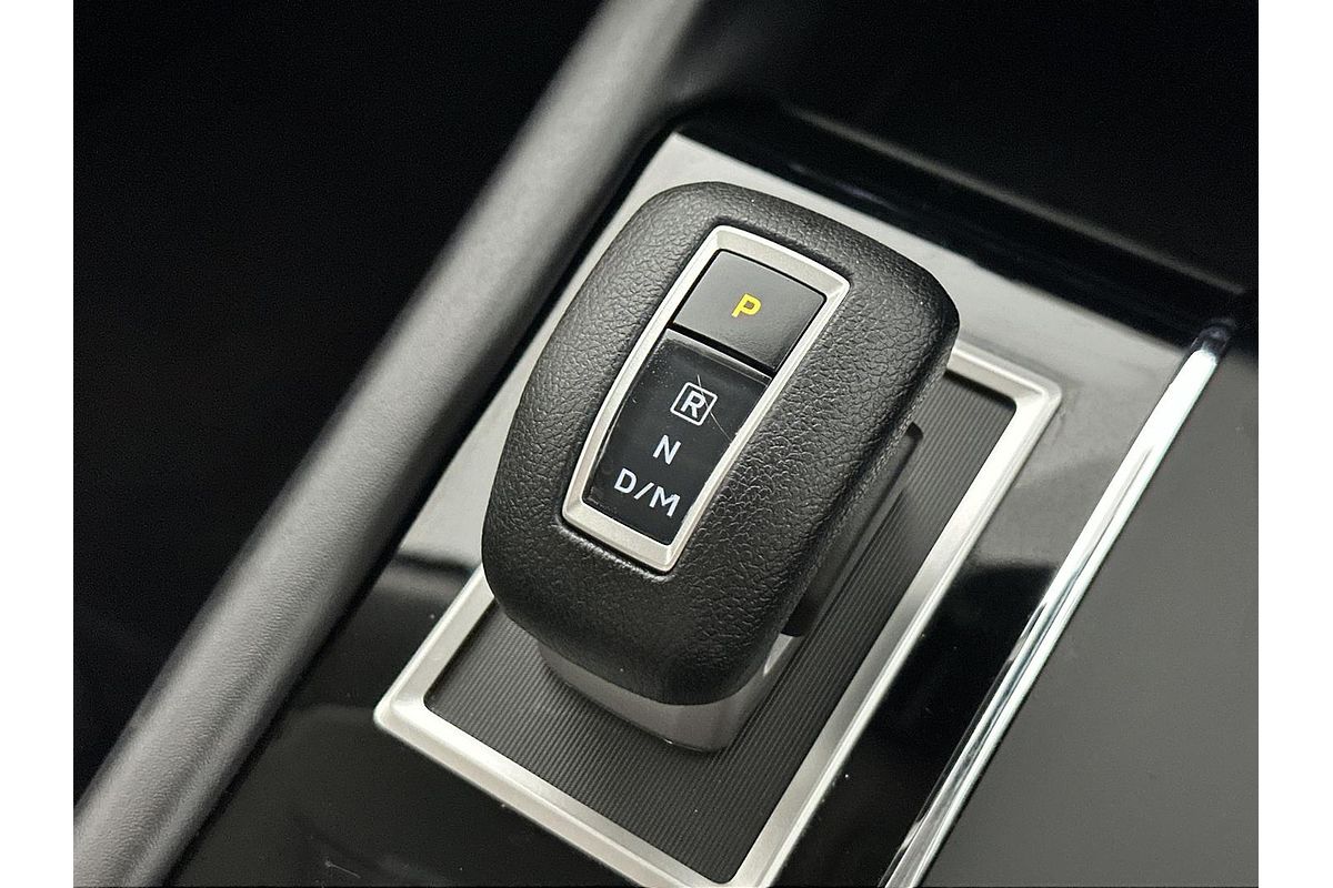 2024 Mitsubishi Outlander ES ZM