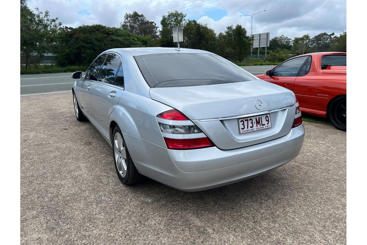 2007 Mercedes-Benz S-Class S350 V221