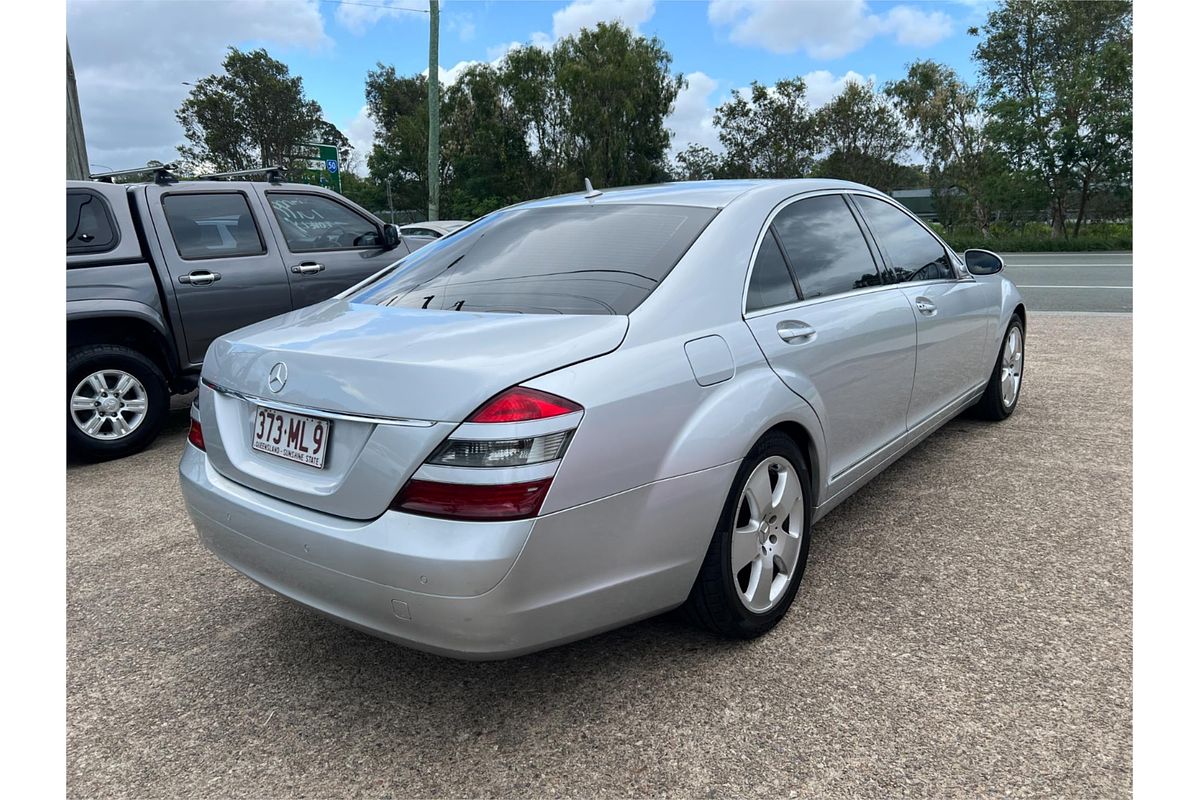 2007 Mercedes-Benz S-Class S350 V221