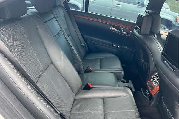 2007 Mercedes-Benz S-Class S350 V221