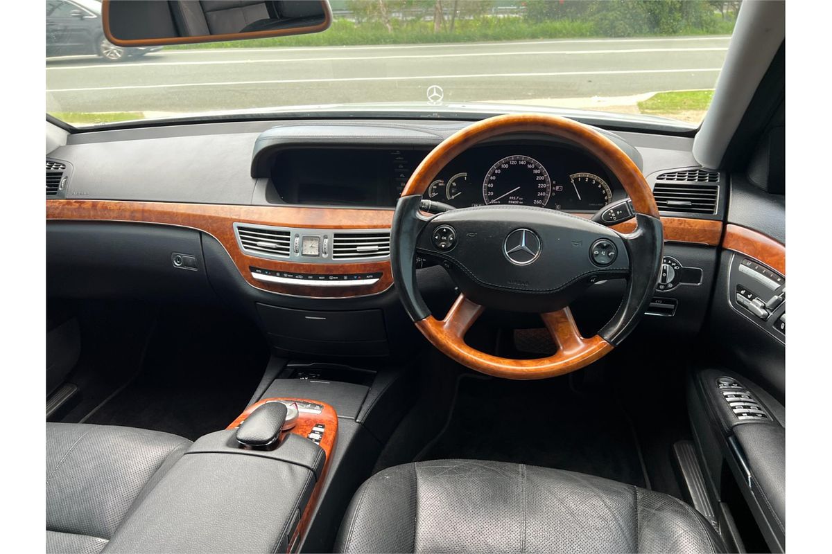 2007 Mercedes-Benz S-Class S350 V221
