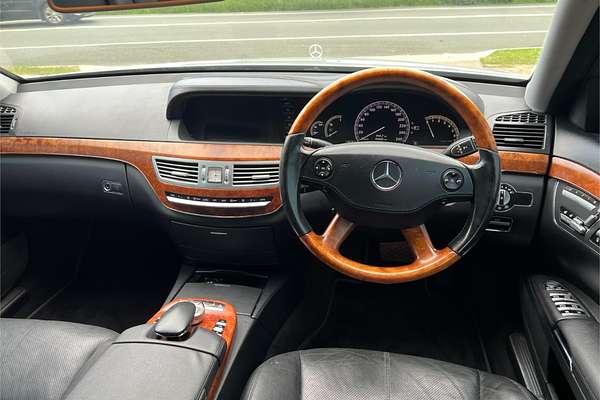 2007 Mercedes-Benz S-Class S350 V221