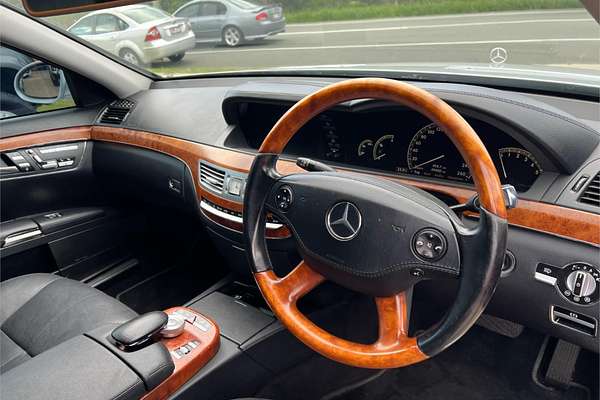 2007 Mercedes-Benz S-Class S350 V221