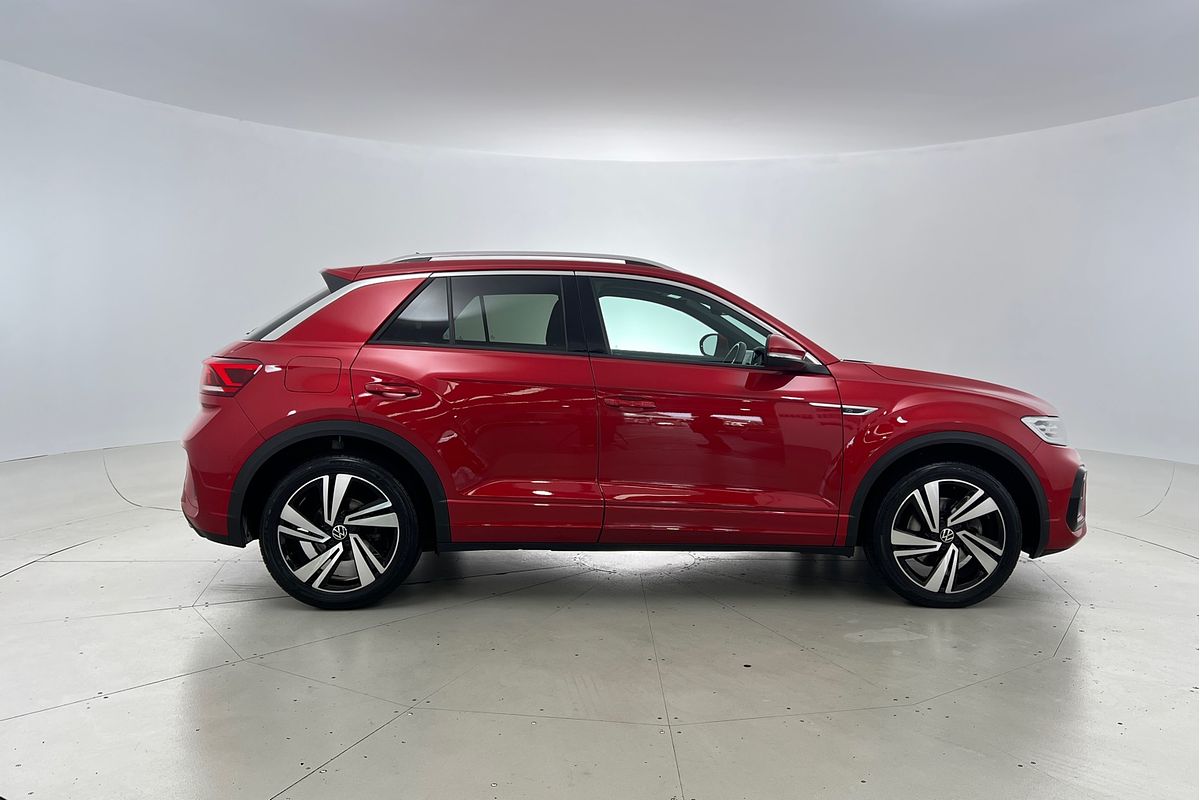 2022 Volkswagen T-Roc 140TSI R-Line D11