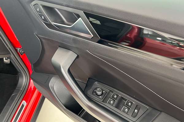 2022 Volkswagen T-Roc 140TSI R-Line D11 thumb-9