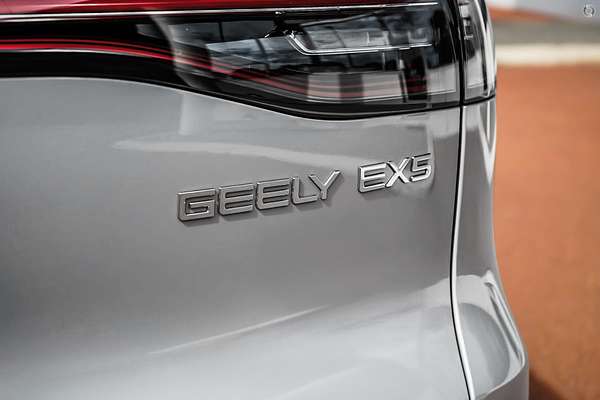 2025 Geely EX5 Inspire E245