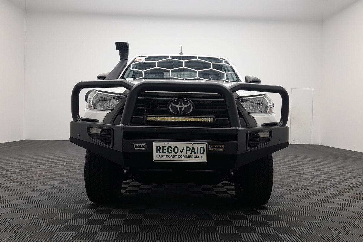 2021 Toyota Hilux SR GUN126R 4X4