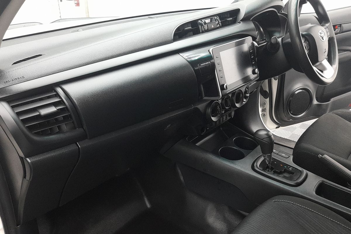 2021 Toyota Hilux SR GUN126R 4X4