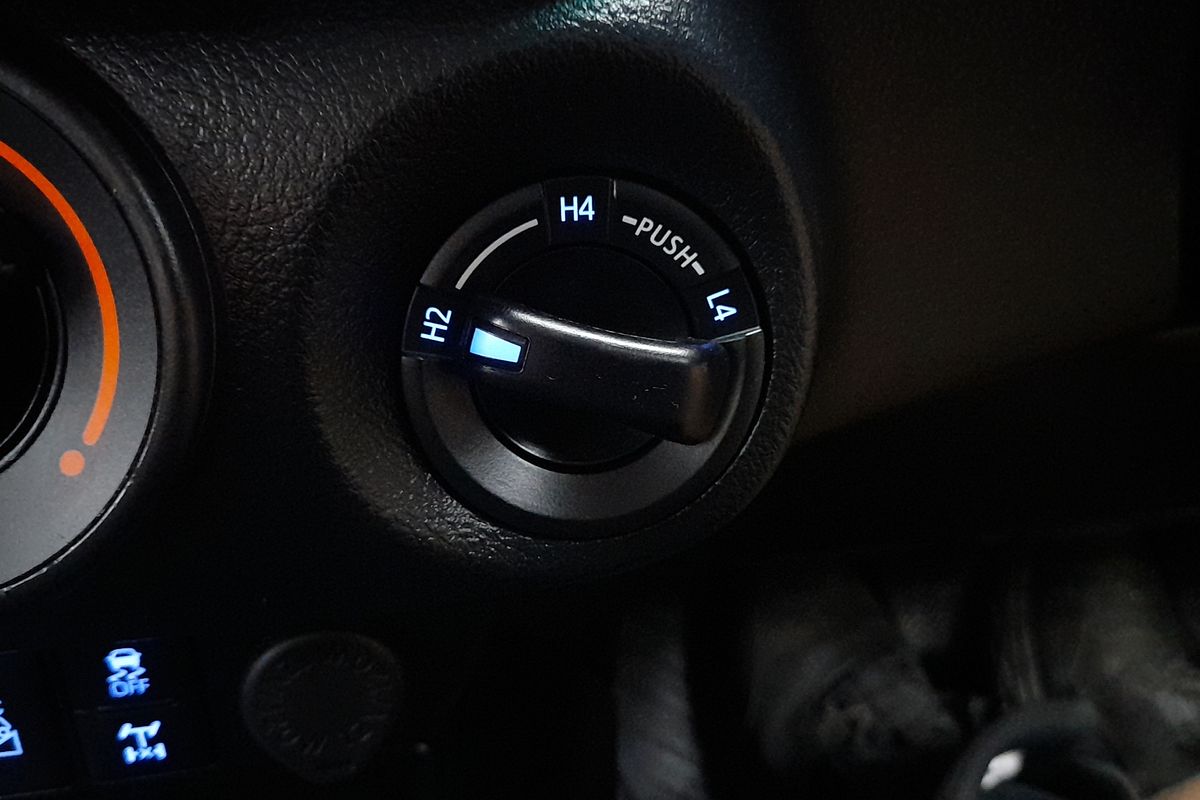 2021 Toyota Hilux SR GUN126R 4X4