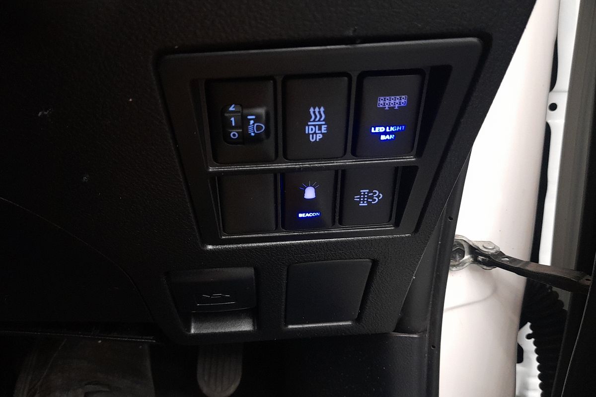 2021 Toyota Hilux SR GUN126R 4X4