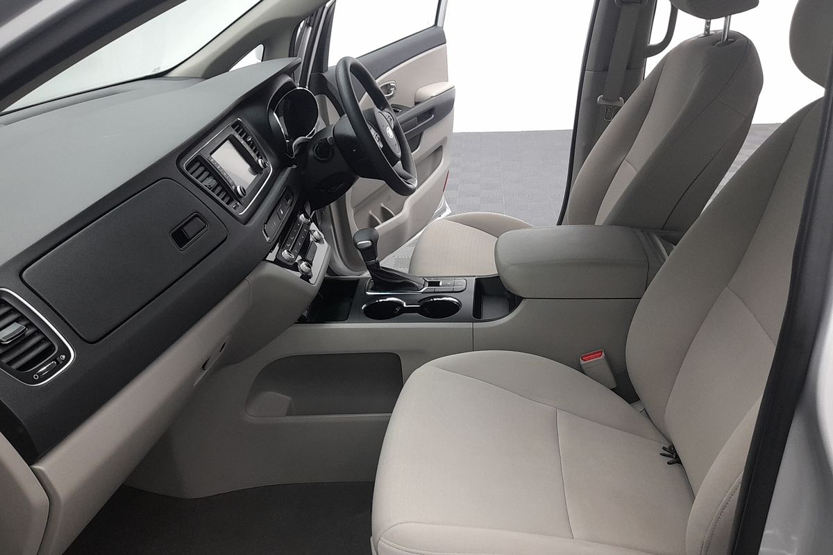 2020 Kia Carnival S YP