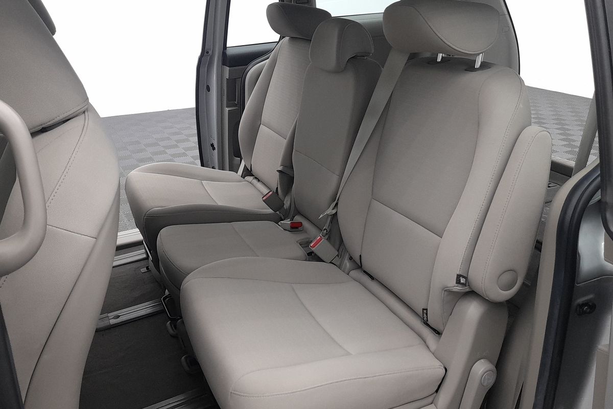 2020 Kia Carnival S YP