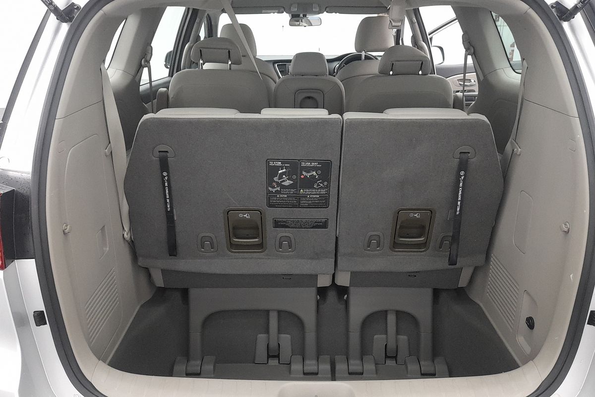 2020 Kia Carnival S YP