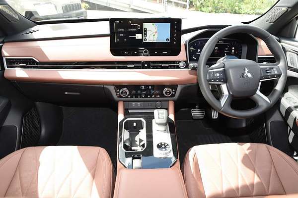 2025 Mitsubishi Outlander Exceed Tourer ZM thumb-16