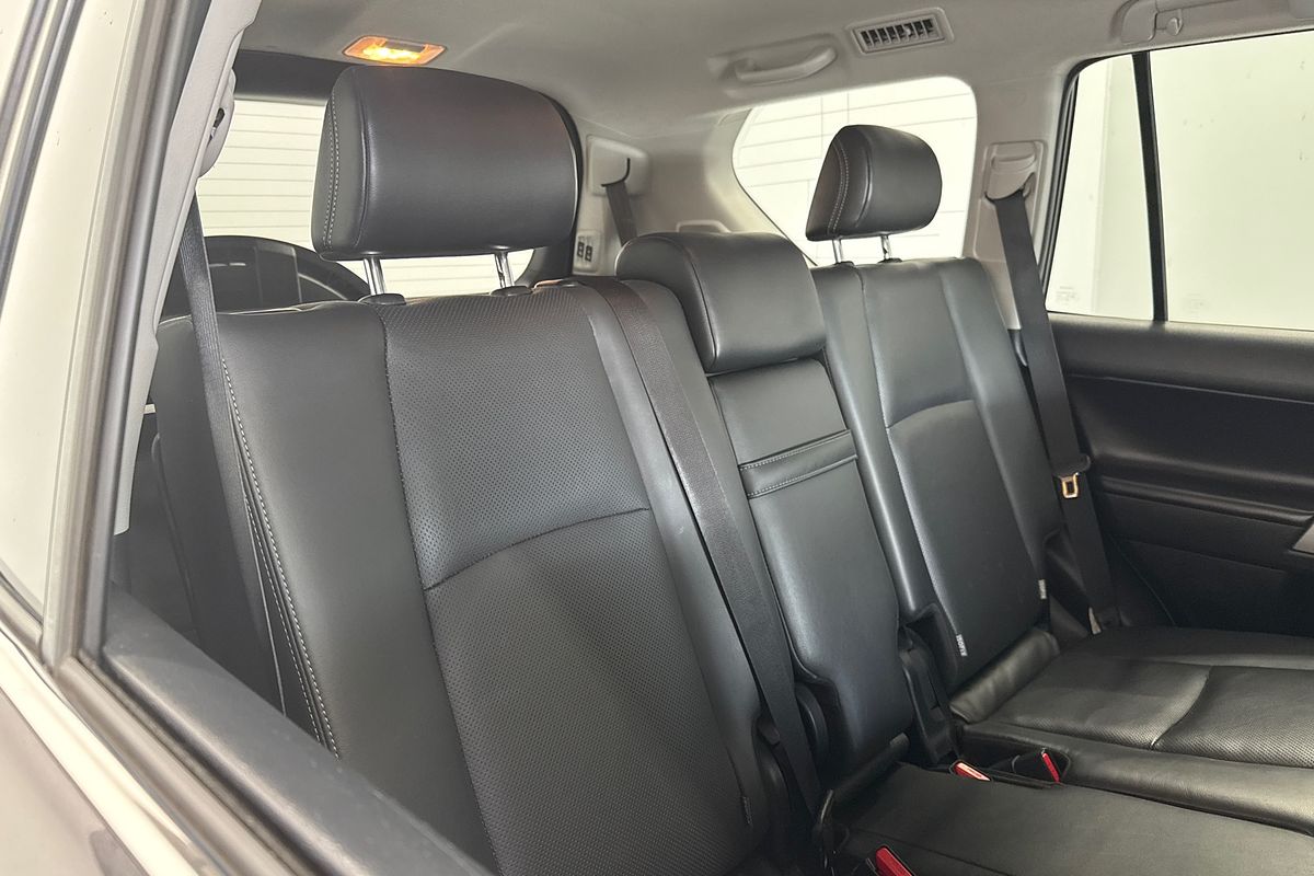 2020 Toyota Landcruiser Prado Kakadu GDJ150R