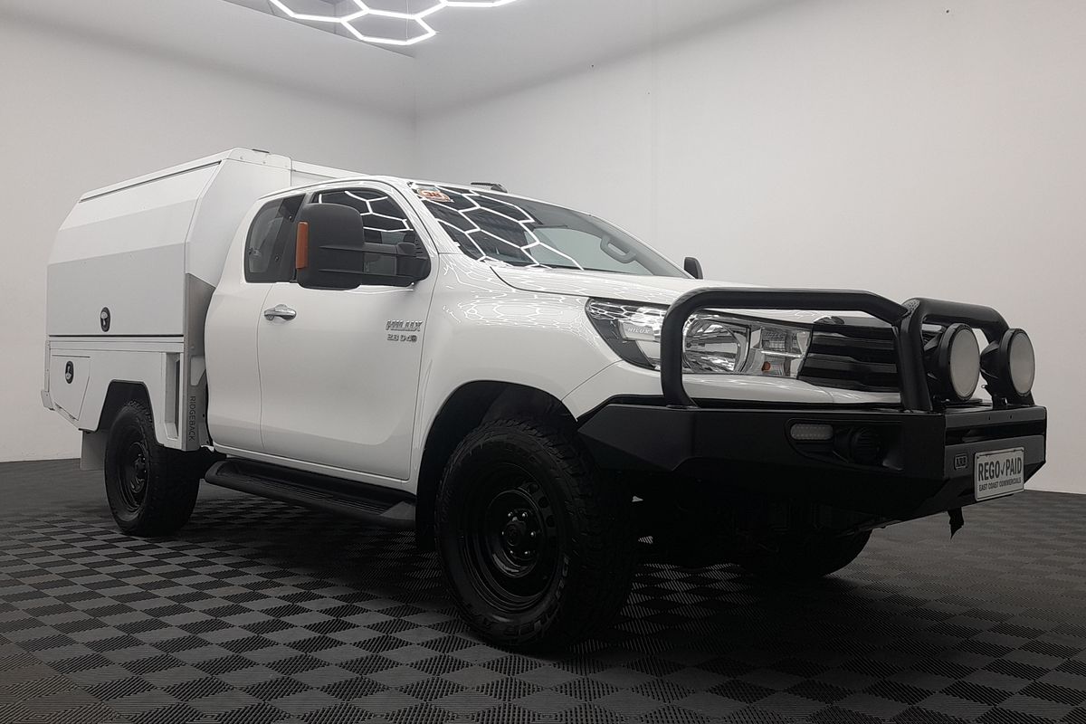 2016 Toyota Hilux SR GUN126R 4X4