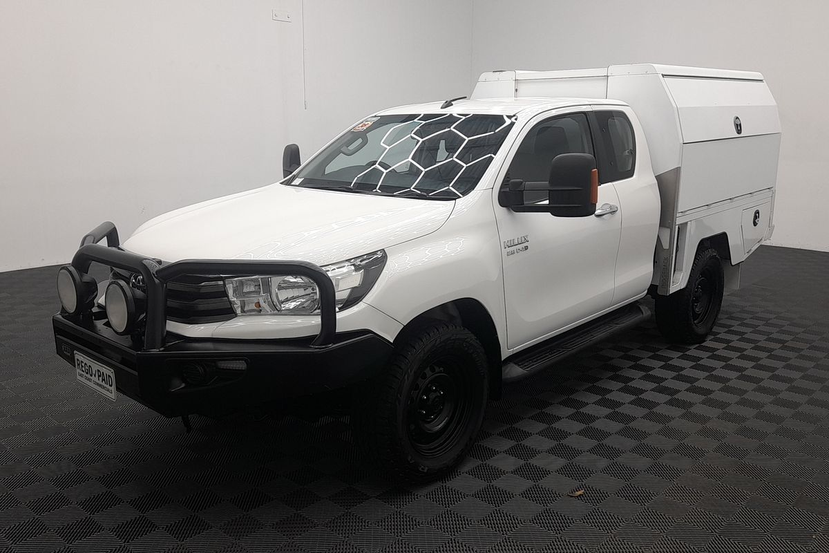 2016 Toyota Hilux SR GUN126R 4X4