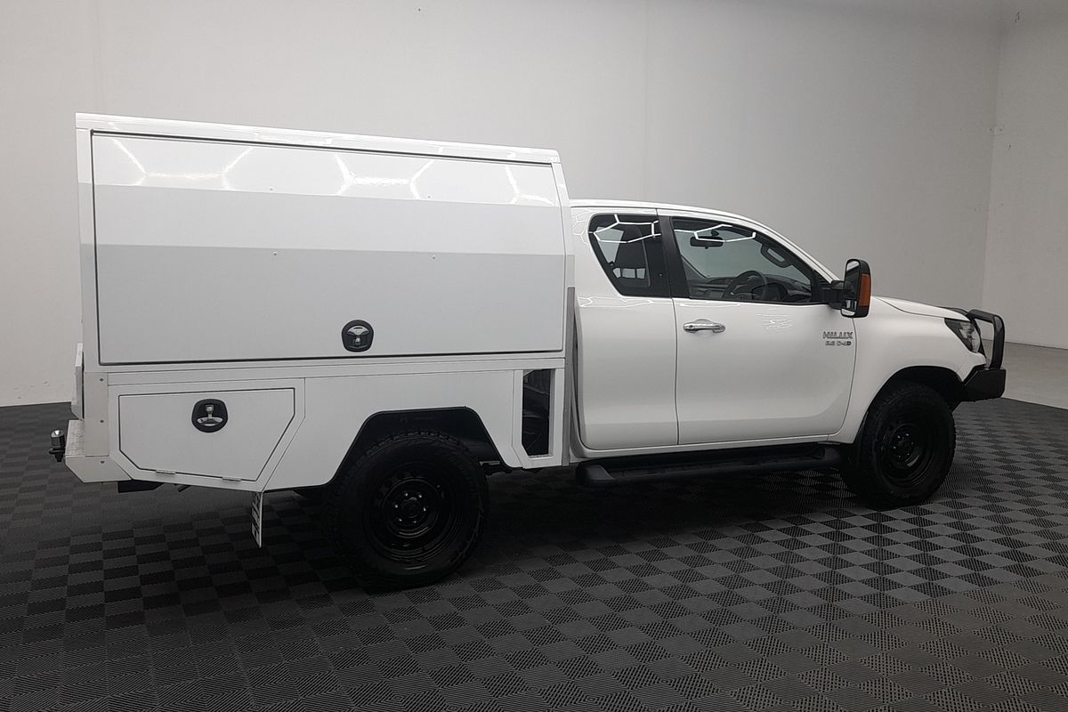 2016 Toyota Hilux SR GUN126R 4X4