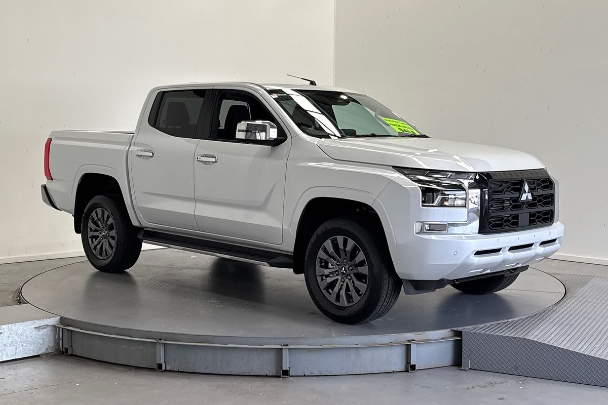 2024 Mitsubishi Triton GLS MV