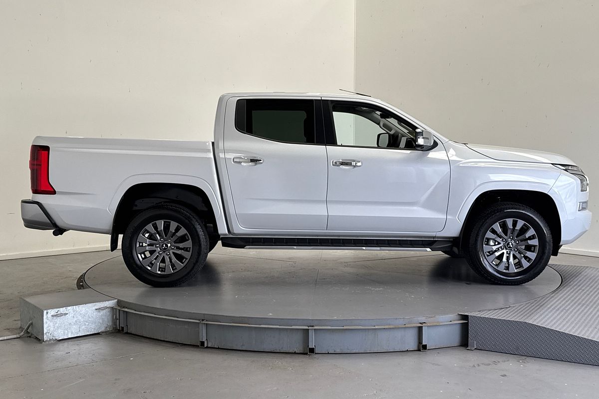 2024 Mitsubishi Triton GLS MV