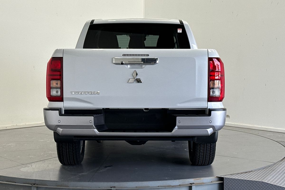 2024 Mitsubishi Triton GLS MV