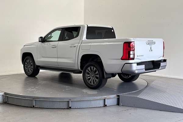 2024 Mitsubishi Triton GLS MV