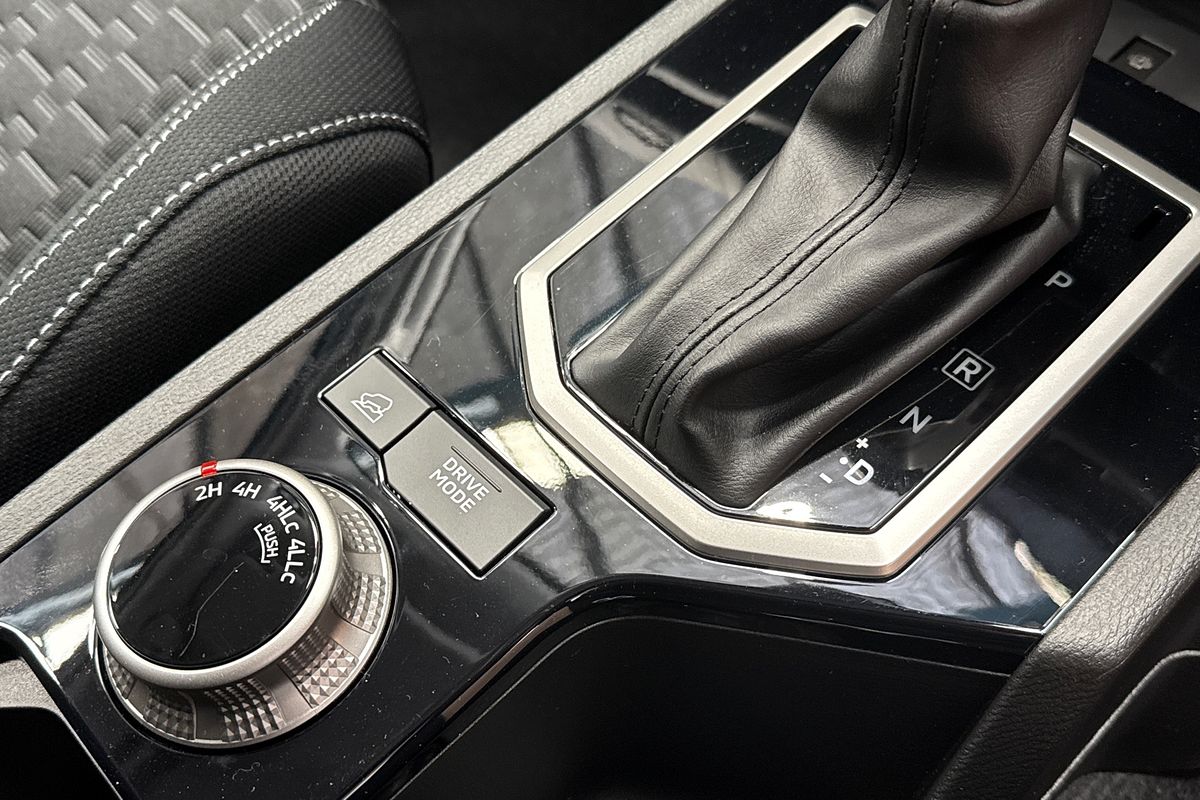 2024 Mitsubishi Triton GLS MV