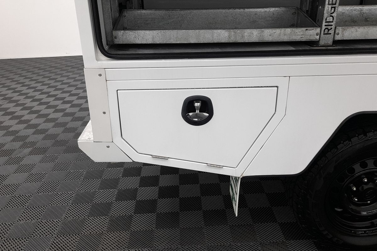 2016 Toyota Hilux SR GUN126R 4X4