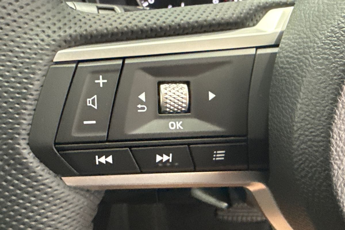 2024 Mitsubishi Triton GLS MV