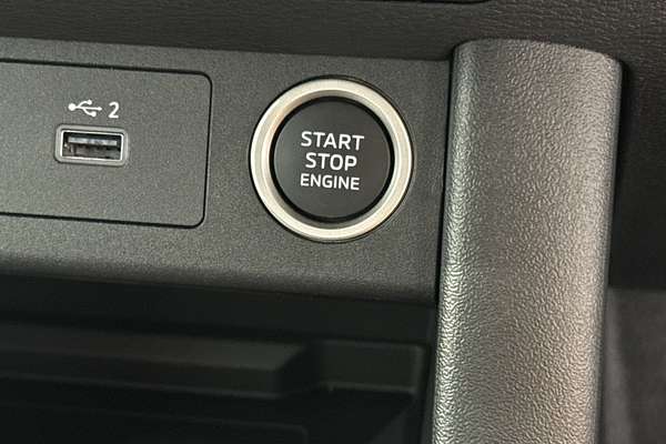 2024 Mitsubishi Triton GLS MV