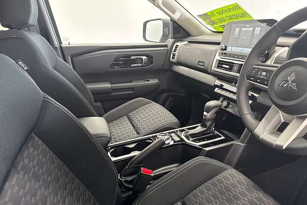 2024 Mitsubishi Triton GLS MV