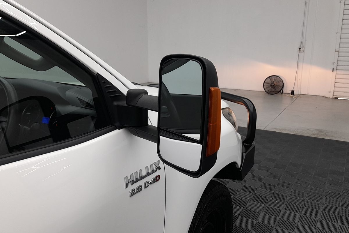 2016 Toyota Hilux SR GUN126R 4X4