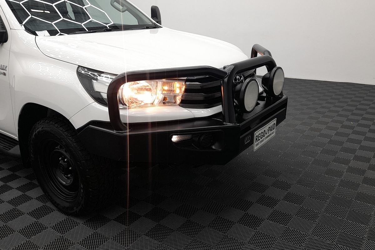 2016 Toyota Hilux SR GUN126R 4X4