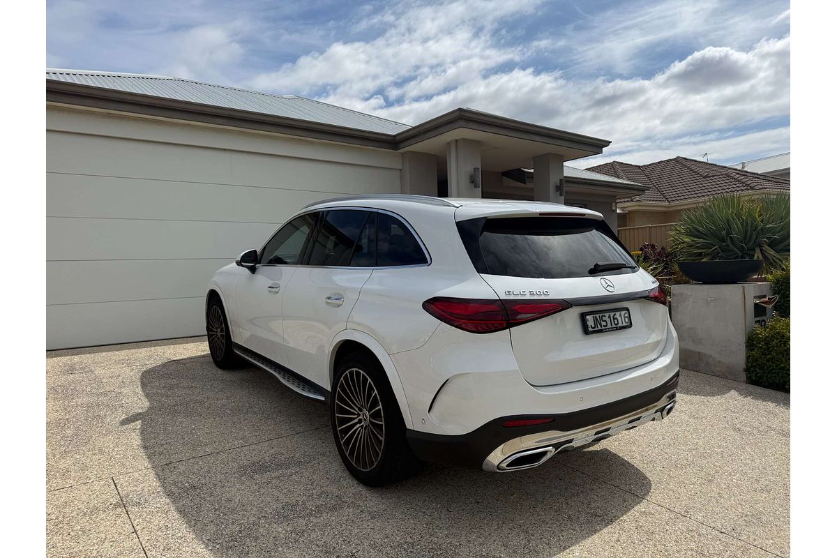 2023 Mercedes-Benz GLC-Class GLC300 X254