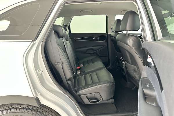 2019 Kia Sorento Sport UM