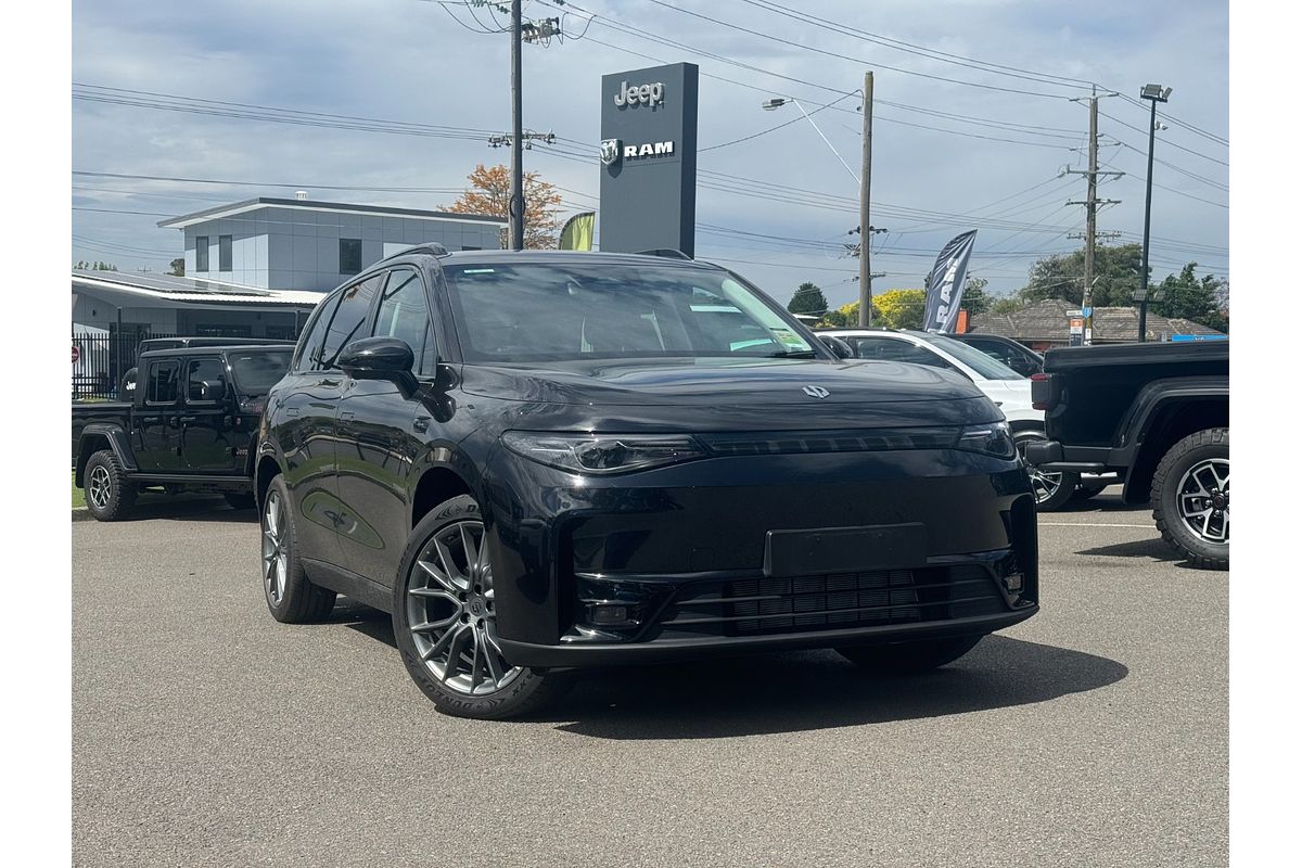 2025 Leapmotor C10 REEV Ultra Hybrid Design B11