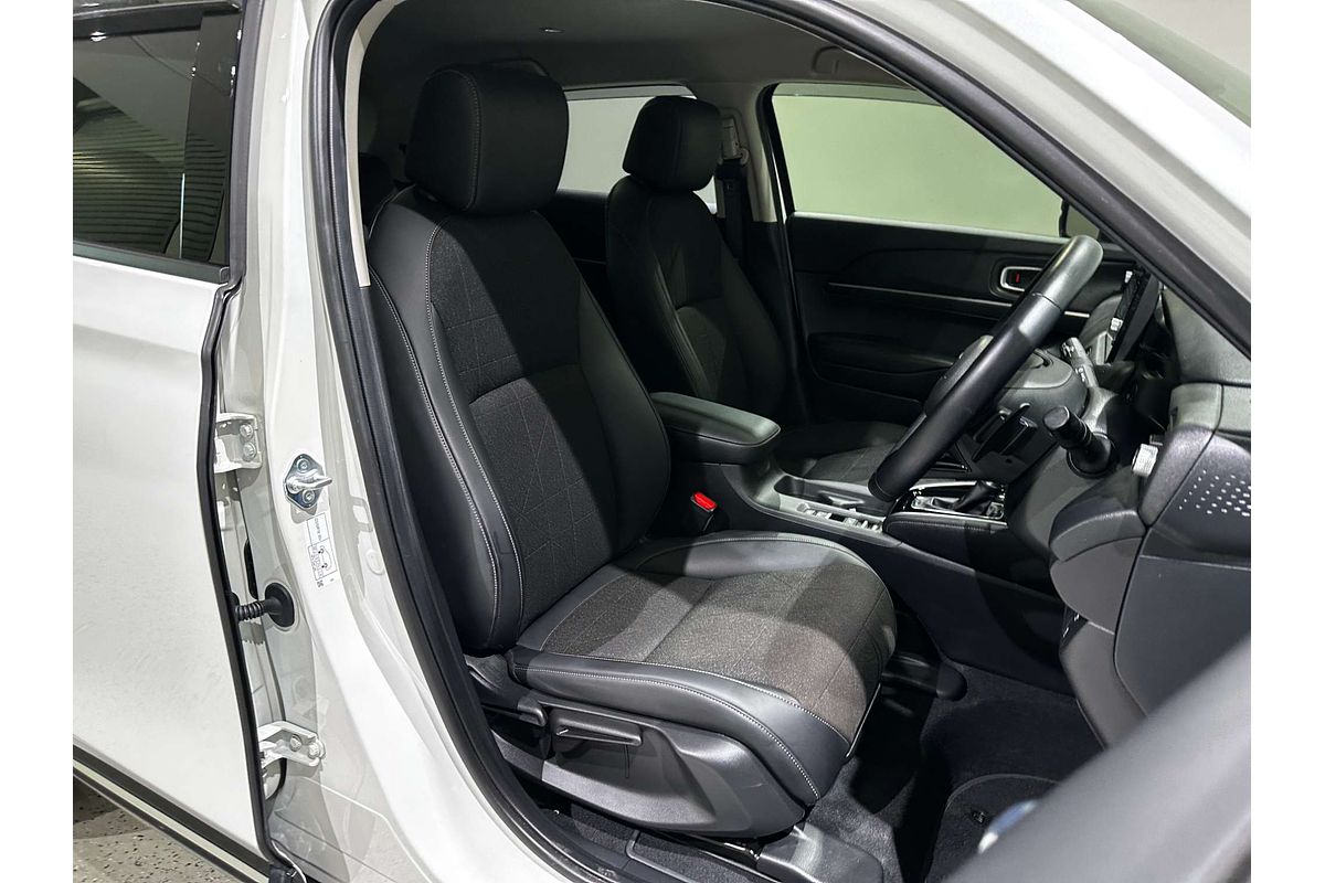 2024 Honda HR-V e:HEV X