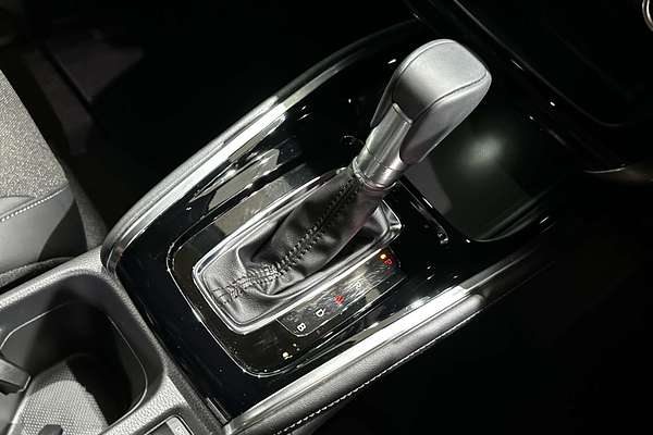 2024 Honda HR-V e:HEV X