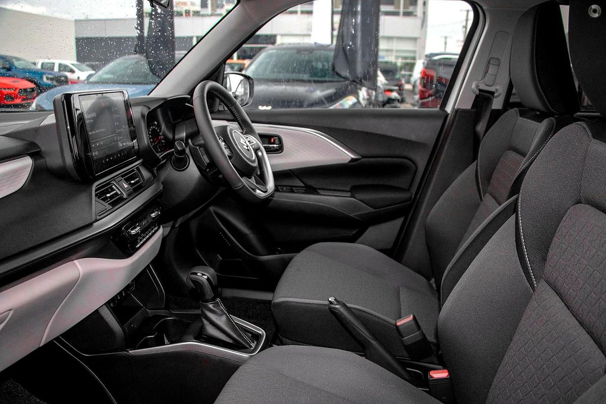 2025 Suzuki Swift Hybrid GLX UZ