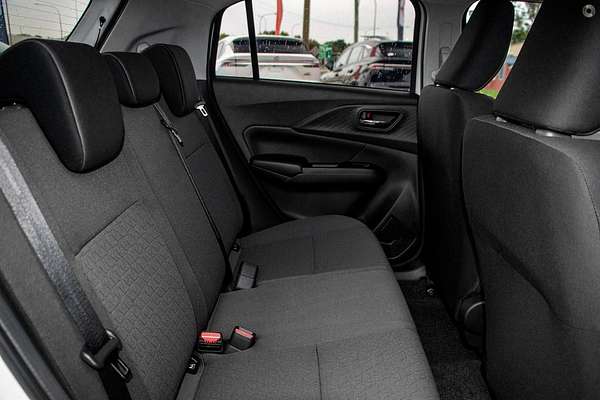 2025 Suzuki Swift Hybrid GLX UZ