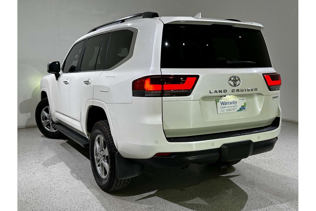 2021 Toyota Landcruiser Sahara FJA300R