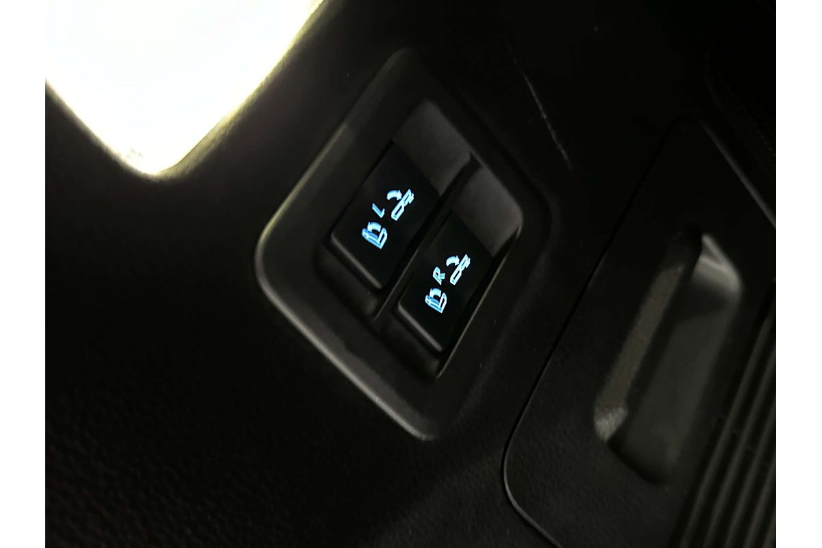 2021 Toyota Landcruiser Sahara FJA300R