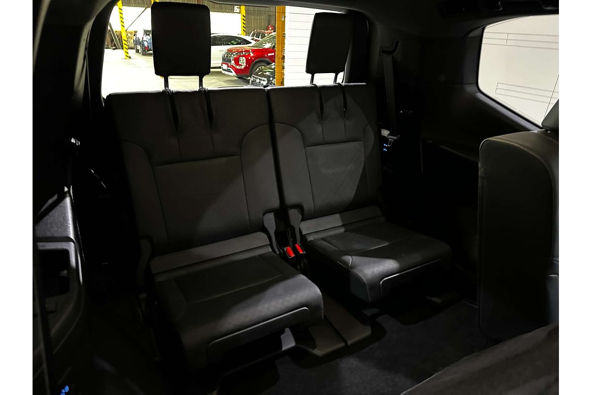 2021 Toyota Landcruiser Sahara FJA300R