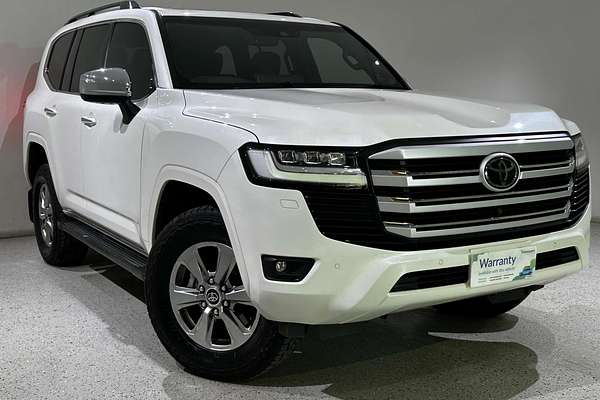 2021 Toyota Landcruiser Sahara FJA300R