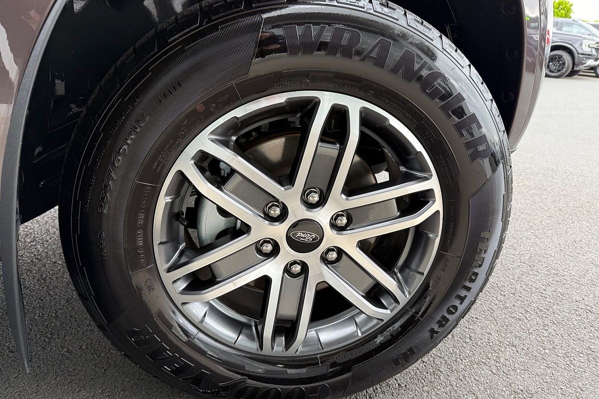 2025 Ford Everest Trend 2.0L