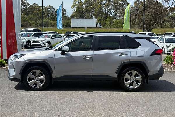 2020 Toyota RAV4 GXL AXAH52R