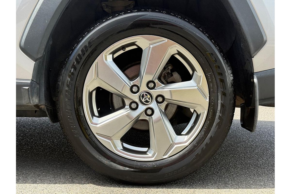 2020 Toyota RAV4 GXL AXAH52R