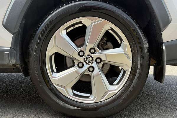 2020 Toyota RAV4 GXL AXAH52R